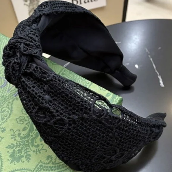 Gucci Black Headband With Logo - Picture 5 of 7